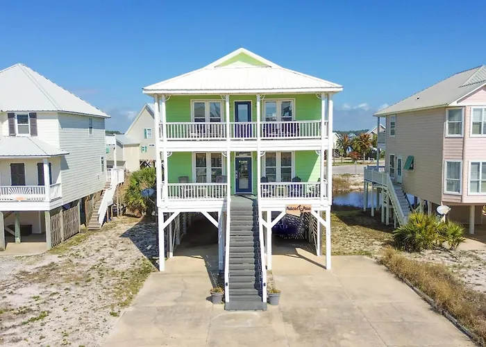 Amazing 5-bedroom With Incredible Views From 4 Balconies Holiday home Gulf Shores