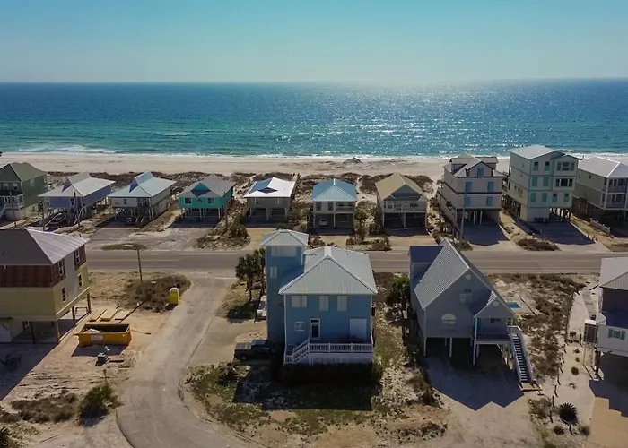 Amazing 5-bedroom With Incredible Views From 4 Balconies *