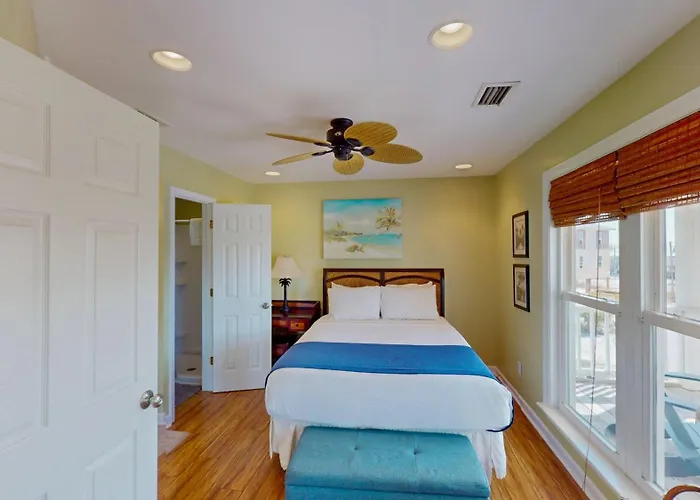 Amazing 5-bedroom With Incredible Views From 4 Balconies Holiday home Gulf Shores