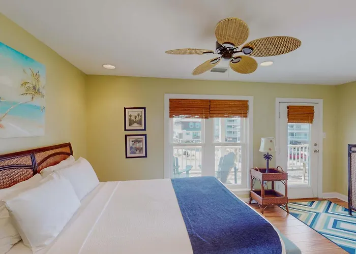 Amazing 5-bedroom With Incredible Views From 4 Balconies