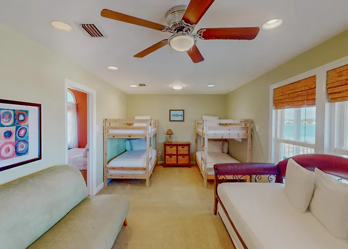 Amazing 5-bedroom With Incredible Views From 4 Balconies * Gulf Shores